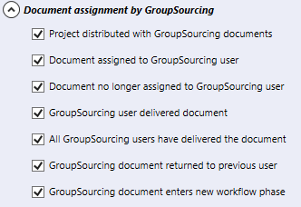 Partie de la section des notifications par courriel de l’onglet Communication. La section s’appelle attribution de documents par GroupSourcing. Ci-dessous, il y a sept cases à cocher à choisir: 1. Projet distribué avec des documents GroupSourcing, 2. Document attribué à un utilisateur de GroupSourcing, 3. Document n’est plus attribué à un utilisateur de GroupSourcing, 4. Utilisateur de GroupSourcing a livré le document, 5. Tous les utilisateurs de GroupSourcing ont livré le document, 6. Document GroupSourcing retourné à l’utilisateur précédent, 7. Document GroupSourcing entre dans une nouvelle phase de flux de travail.