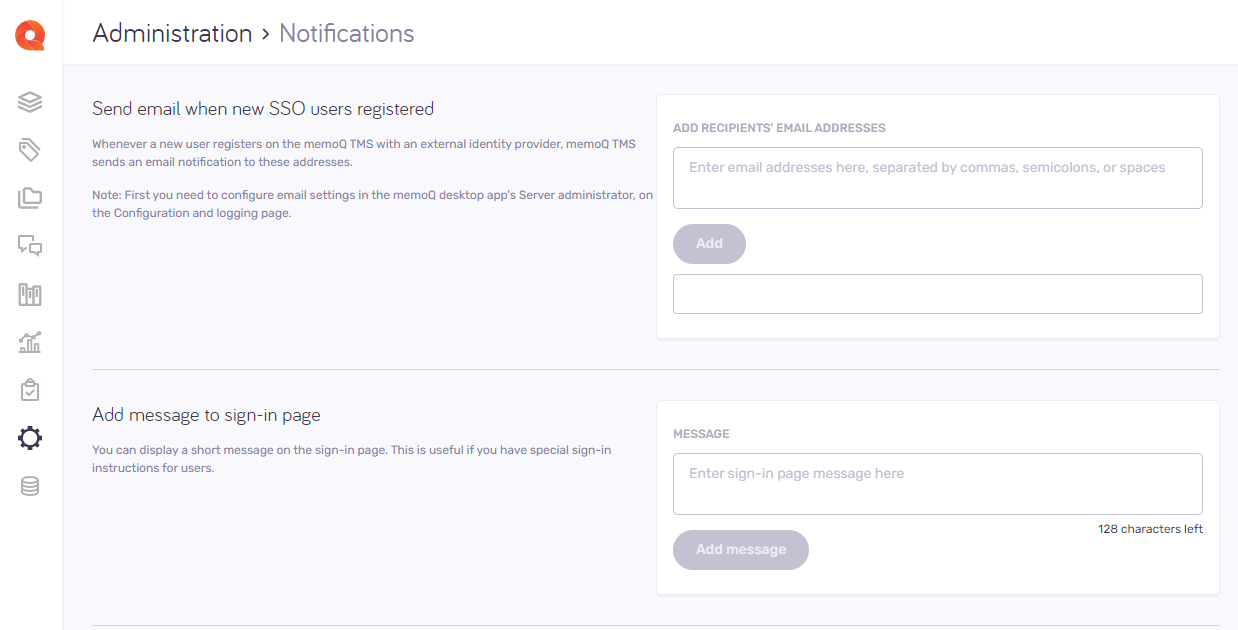 Écran de notifications affichant des icônes fonctionnelles disponibles pour les administrateurs à gauche. Au centre, il y a deux options (Envoyer un courriel lorsque de nouveaux utilisateurs SSO s’inscrivent et Ajouter un message à la page de connexion) sur quatre que l’utilisateur peut utiliser dans cette section.