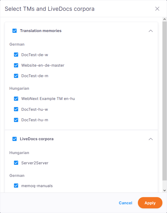 Das Fenster TMs und LiveDocs-Korpora auswählen zeigt zur Verwendung verfügbare Translation Memories und LiveDocs-Korpora an. In der unteren rechten Ecke befinden sich die Schaltflächen OK und Abbrechen.